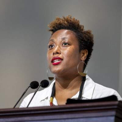 Dr. Courtney Cogburn